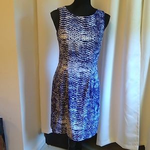 Blue abstract print sleeveless sheath dress